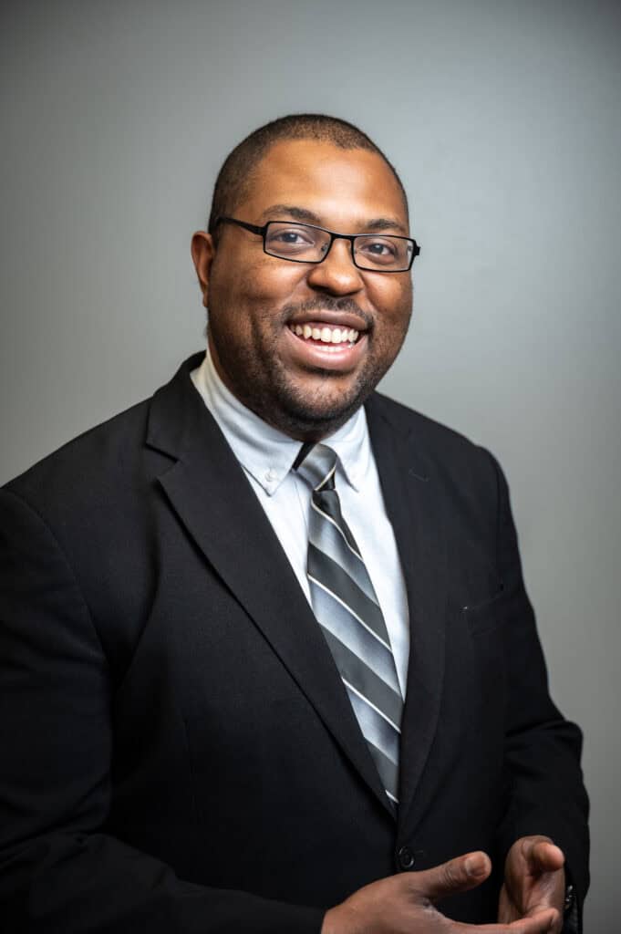 Photo of Bernie Wright