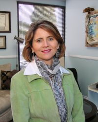 Dr. Baya Mebarek