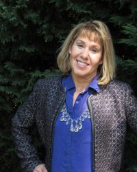 Mrs. Dee Lundgren