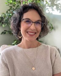 Photo of psychologist Dr. Elizabeth Pearce, PsyD at Grace Behavioral Health LLC
