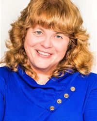 Laura LaPointe, M.S., LMFT photo for CCN