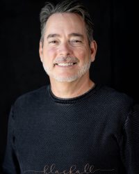 Pete Headshot resized for web